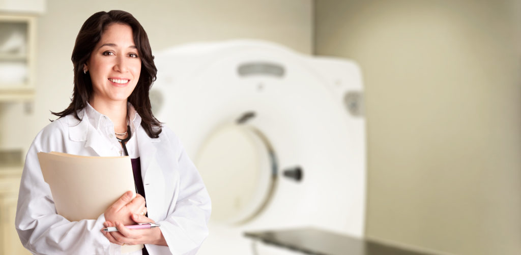 How to become Radiologist in India 
