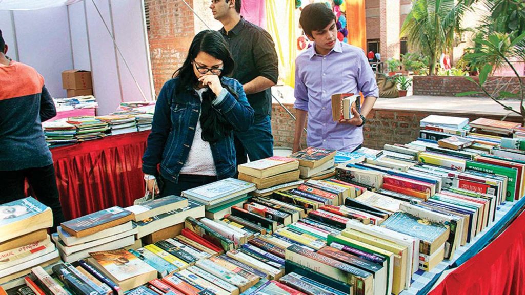 15 Famous Market in Delhi, Where let's enjoy shopping in Delhi