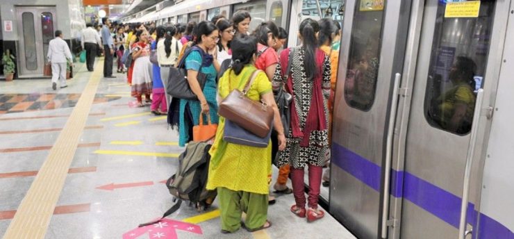 Kejriwal announce the free travel for women in Metro-DTC Delhi