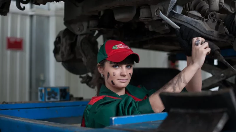 Top 10 Engine Oil Manufacturers in India