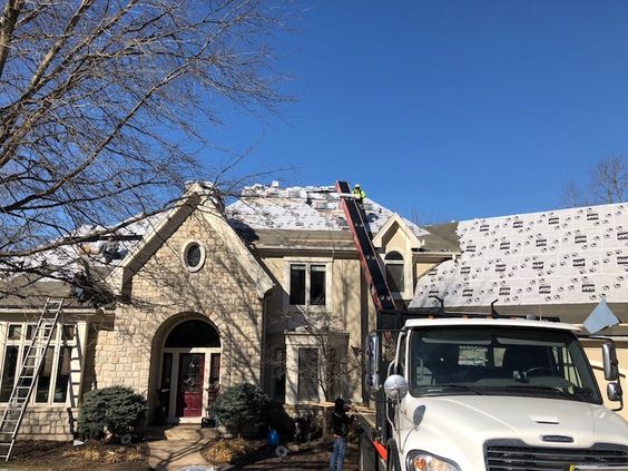 Top 10 Roofing Contractors Kansas City – Check Prices, Reviews & Updates
