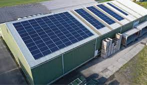 Top 10 Solar Panel Manufacturers in Surat