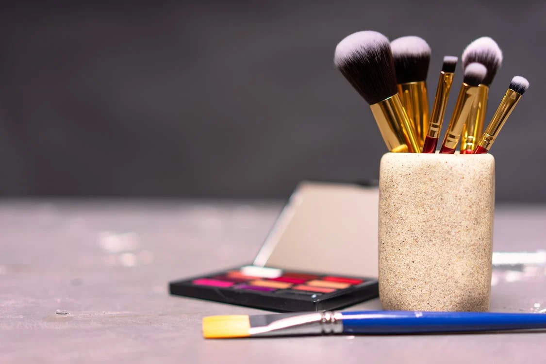 Top 10 Cosmetic Manufacturers in India 2024-Ranking, Review