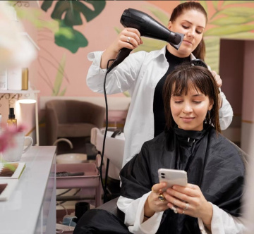 Best Institute for Advanced Diploma in Hair Stylist Course in Faridabad.