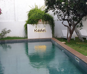Beach House with Swimming Pool in Pondicherry