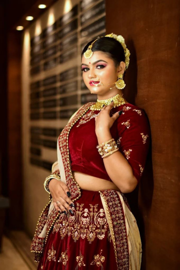 Lakme Academy - Bridal Makeup Classes in Satellite