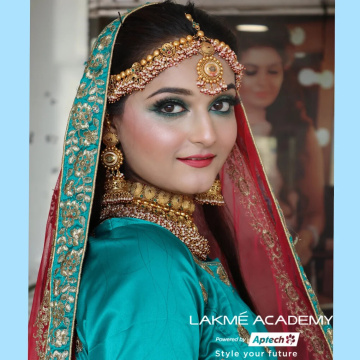Lakme Academy - Beauty Course in Satellite