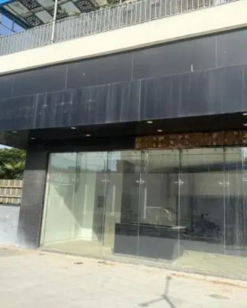 Roomy Commercial Showroom for Sale in Rajkot