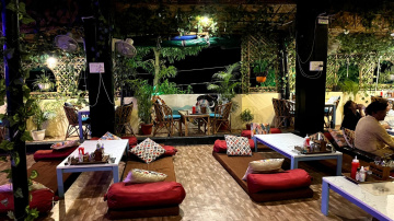 Best Cafes in Rishikesh Near Laxman Jhula, Rishikesh
