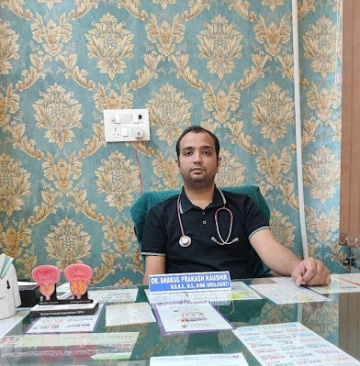 Dr. S P Kaushik | Best Kidney stone specialist doctor | Best Prostate cancer doctor | Best urologist in Meerut