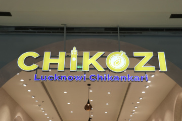 Chikozi - chikan cloth shop in gomtinagar