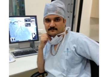 Dr Kuldeep Arora is Senior Consultant Cardiologist