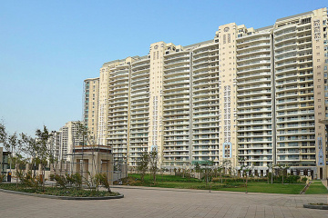 Service Apartments in DLF Magnolias for Rent