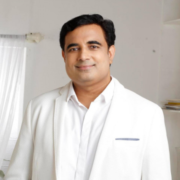 Pt. Pawan Kaushik (Top Astrologer in gurgaon)