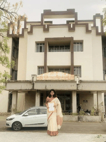 Dr.Arti Singh