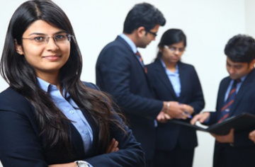 Achieve your goals with PGDM finance