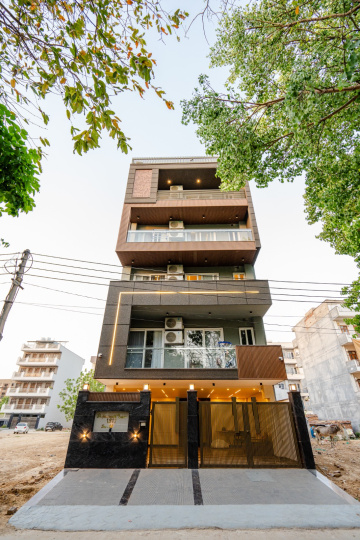 Simple & Cozy 1BHK Service Apartment Near Artemis Hospital for a Comfortable Stay